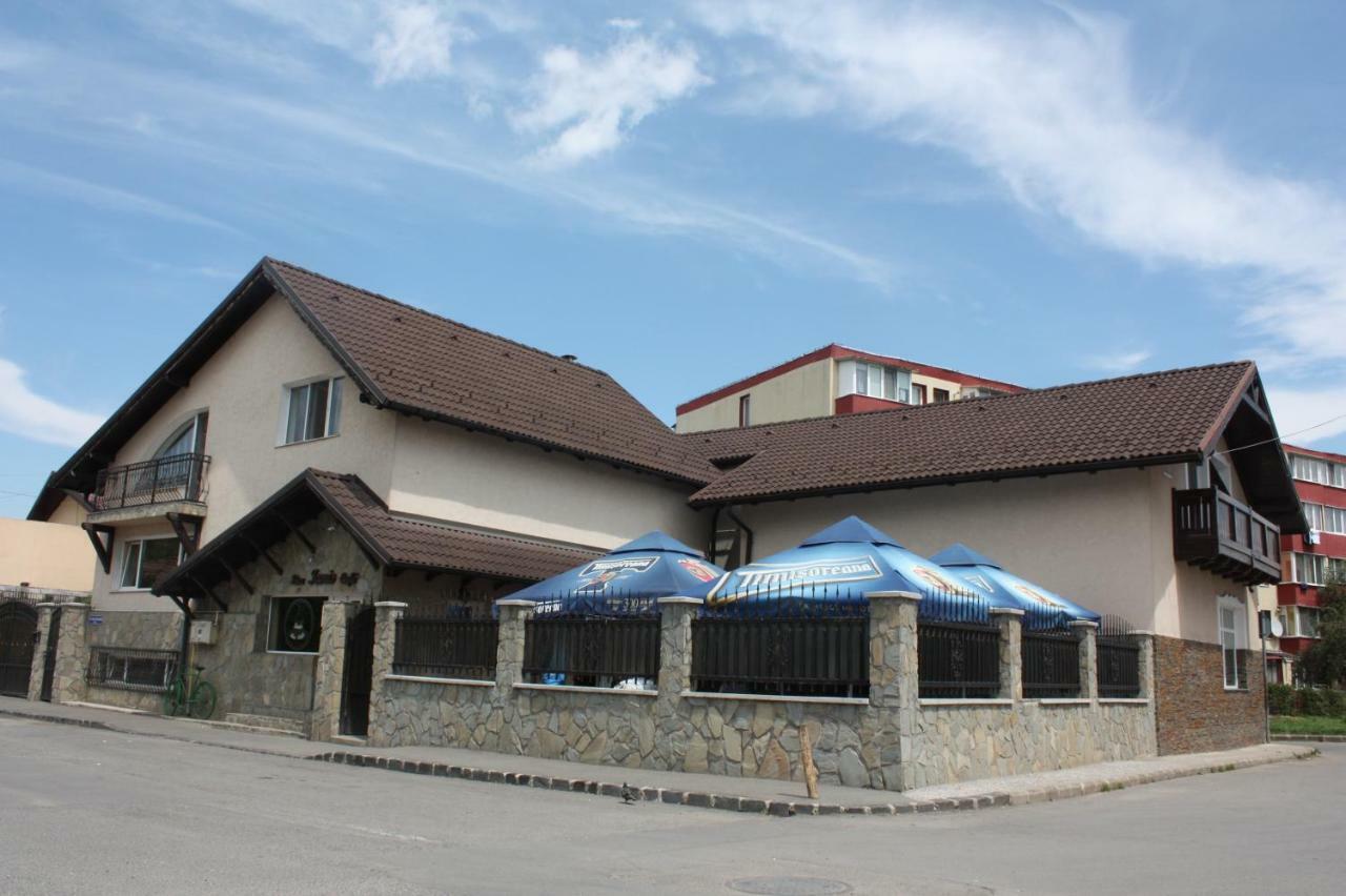 Hotel Casa Ianis Braşov Exterior foto